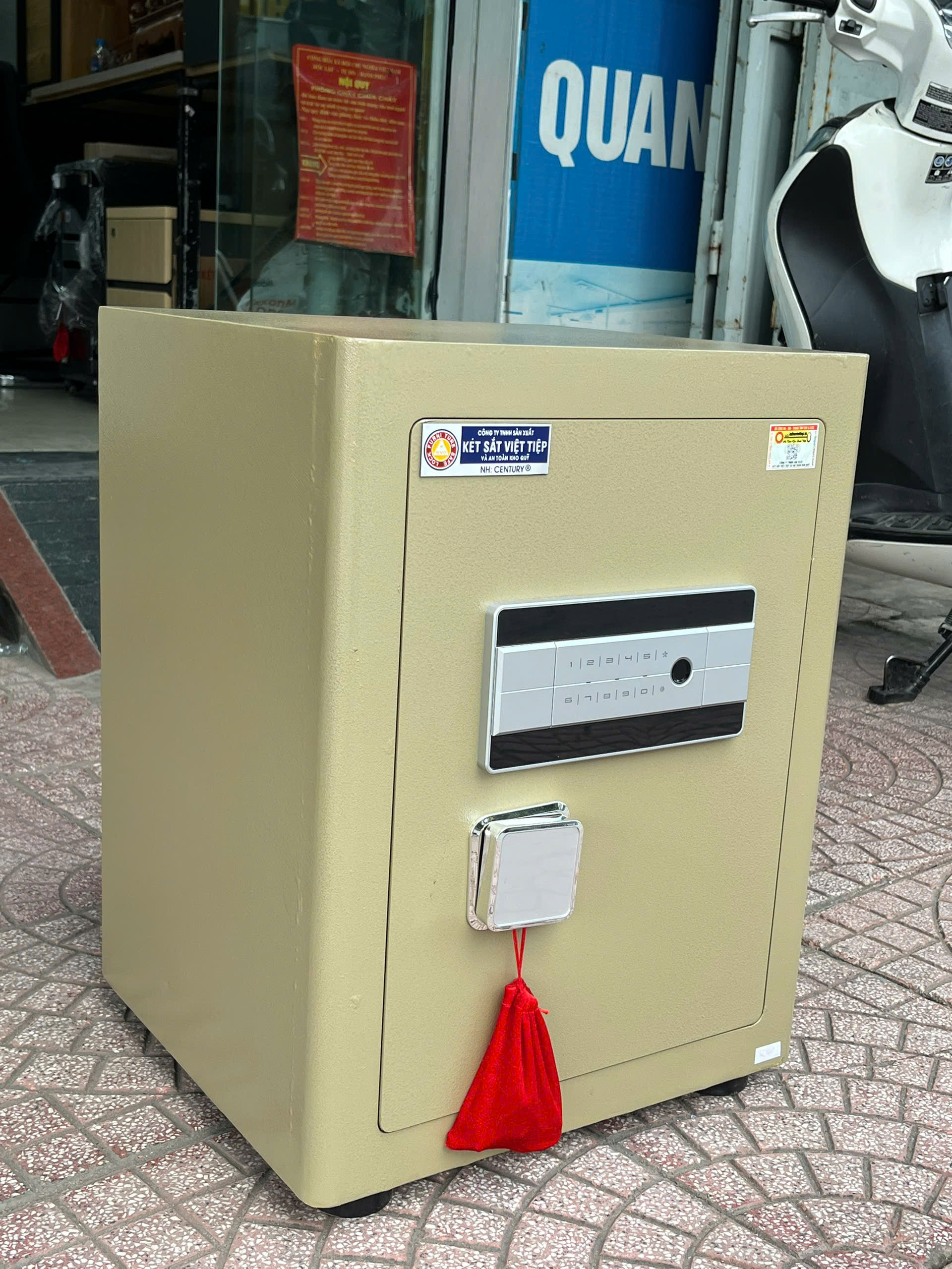 KÉT SẮT VIỆT TIỆP SC40 THÔNG MINH – TÍCH HỢP MỞ KHÓA BẰNG ĐIỆN THOẠI